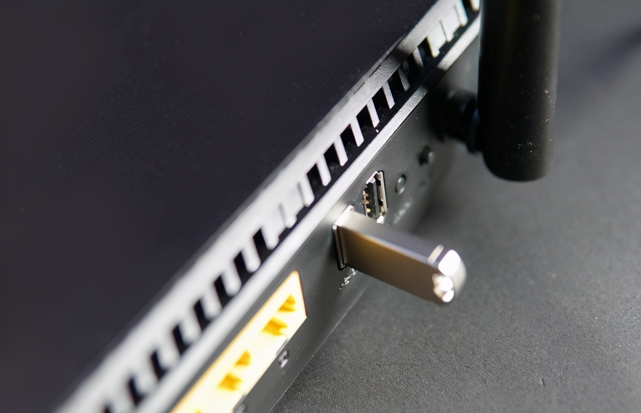 华为路由器ws851usb接口作用,360路由器上的usb接口有什么用