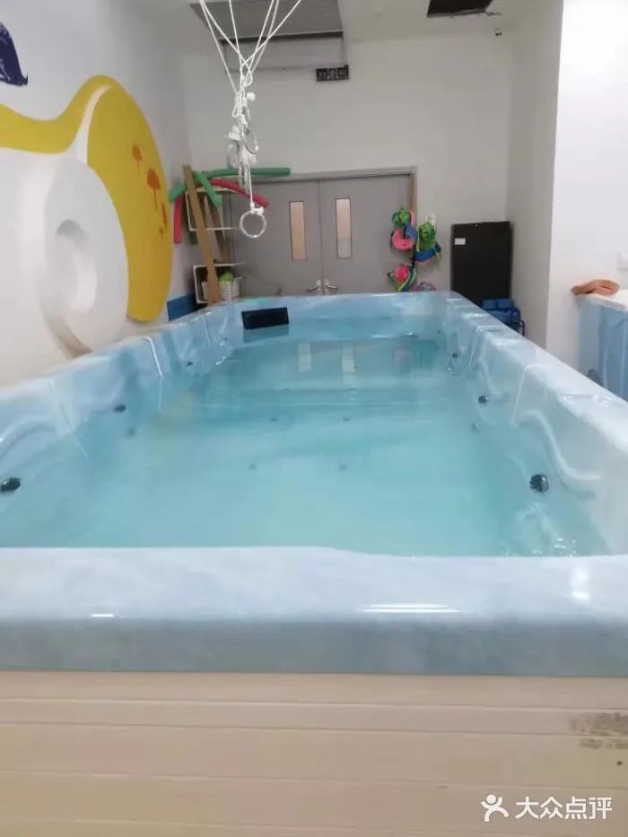 体验夏季恒温清凉泳池,清凉泳池时间表