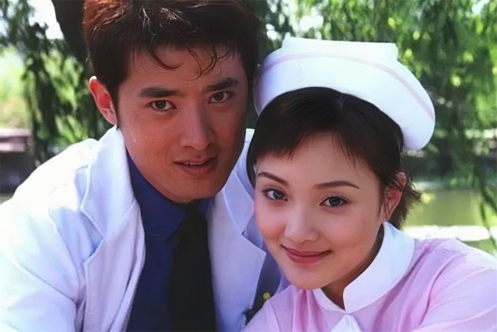 李小璐豪车曝光,贾乃亮柯尼塞格