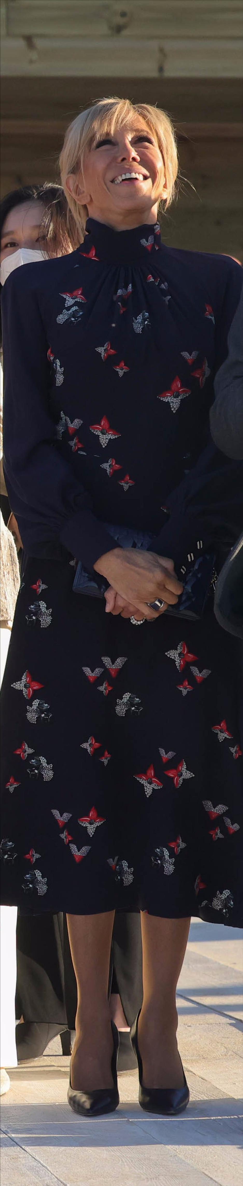 娉曞浗鎬荤粺澶汉甯冧附鍚夌壒绌挎惌,娉曞浗澶汉甯冧附鍚夌壒绌挎惌澶ц。