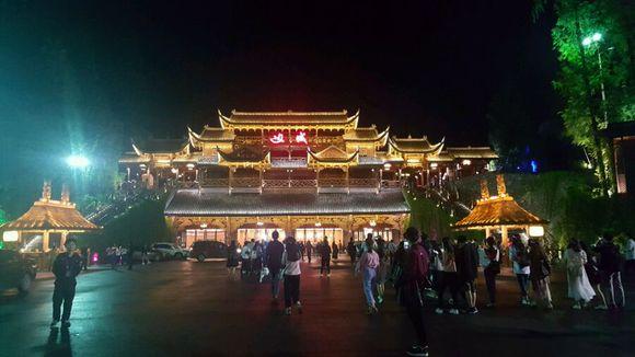 凤凰古城攻略自由行,凤凰古城自助游全攻略