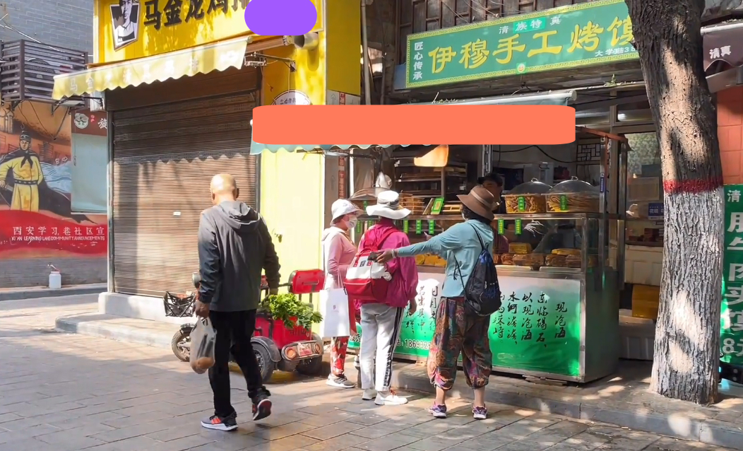 甘肃小伙卖特色烤馍,四川小伙卖锅盔15天不坏