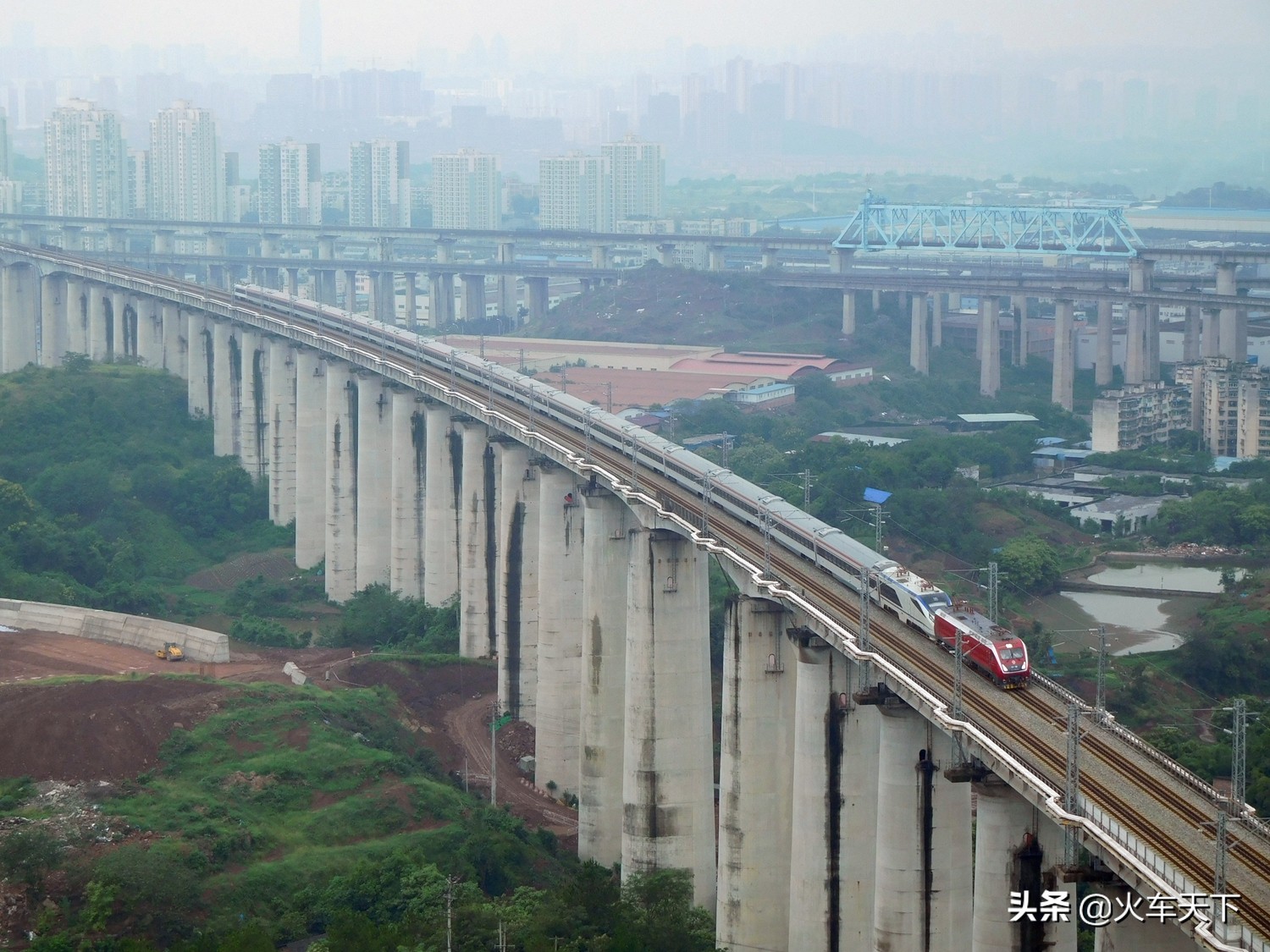 中国豪华绿巨人列车,绿巨人和谐号列车
