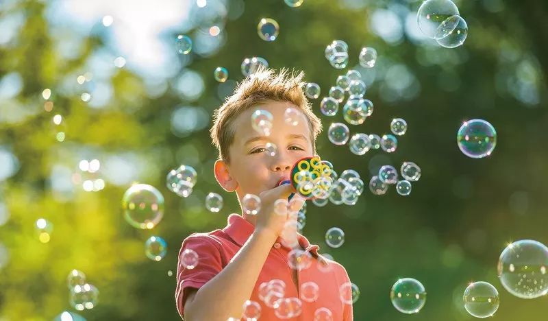 怎样才能让泡泡悬浮在纸上,悬浮泡泡