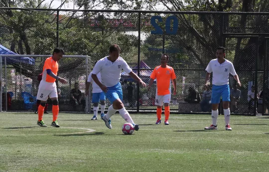 贵港体育馆足球赛直播,贵港市球赛