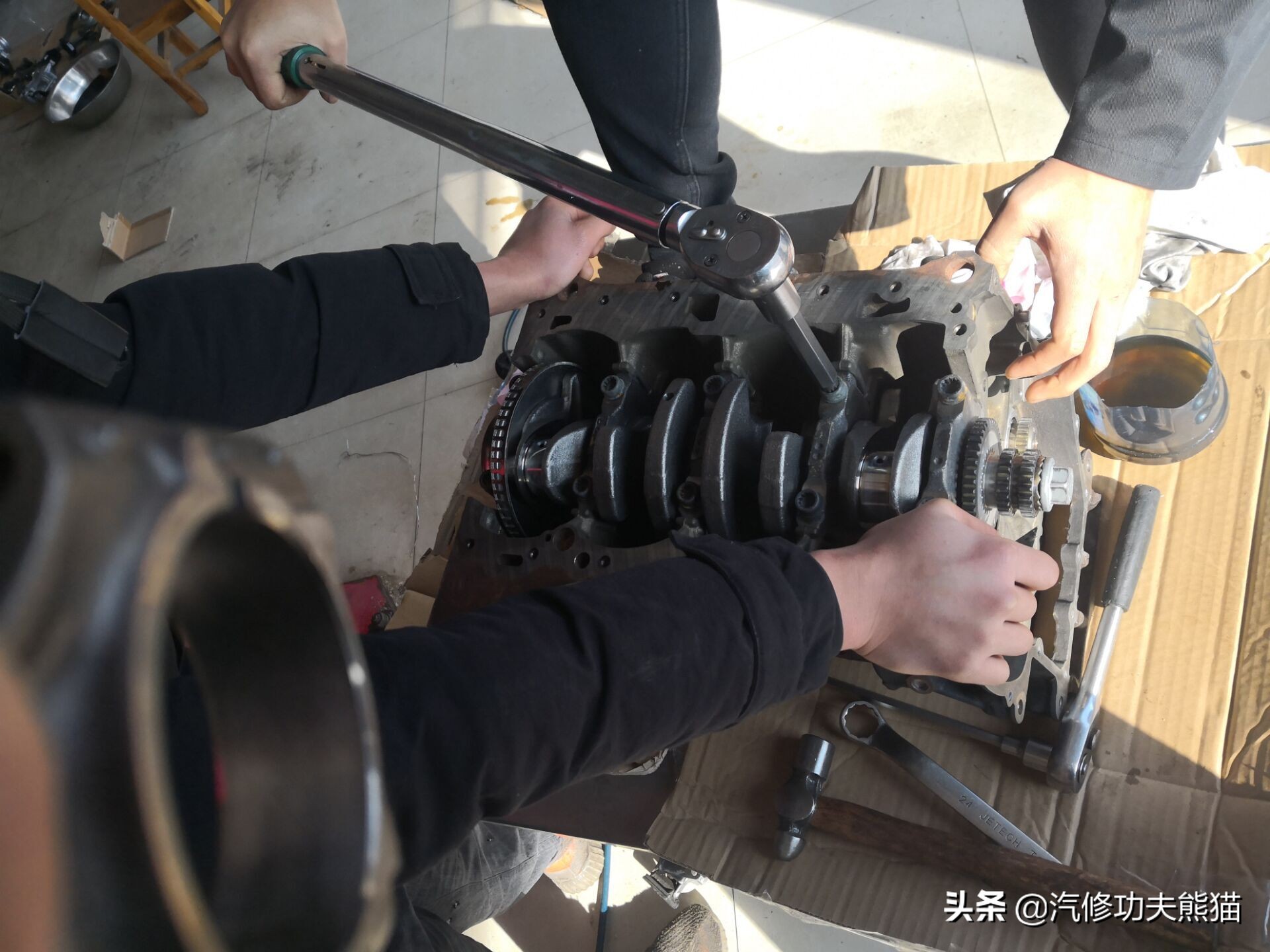 途观1.8t发动机烧机油维修多少钱,途观1.8t烧机油彻底解决