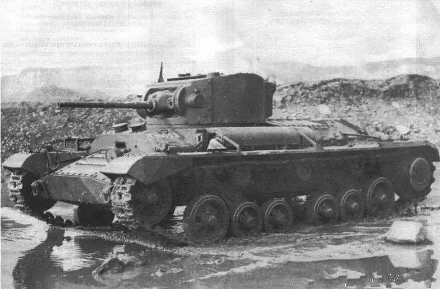 二战“瓦伦丁”步兵坦克:皇家陆军爱不释手,为何苏军弃之不用?