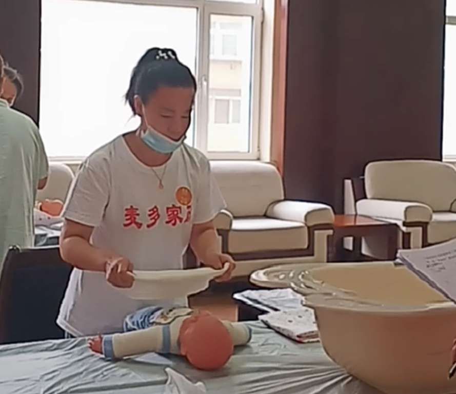 夜雪初霁荠麦弥望拼音,夜雪初霁荠麦弥望意境