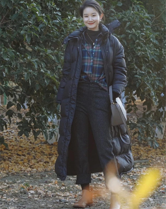 冬季穿羽绒服怎么搭配裤子,羽绒服内搭穿什么暖和不臃肿