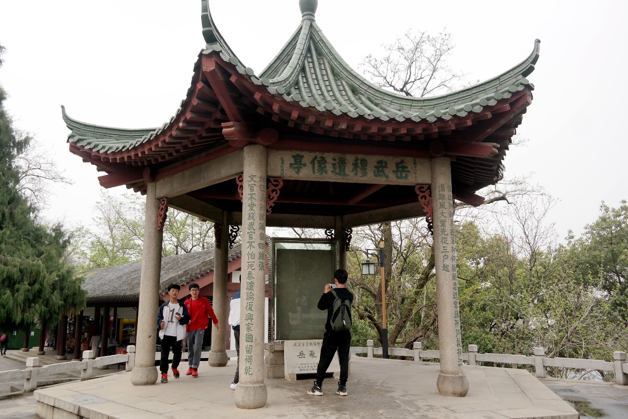 我们可以了解黄鹤楼的哪些内容,黄鹤楼简介和历史讲解