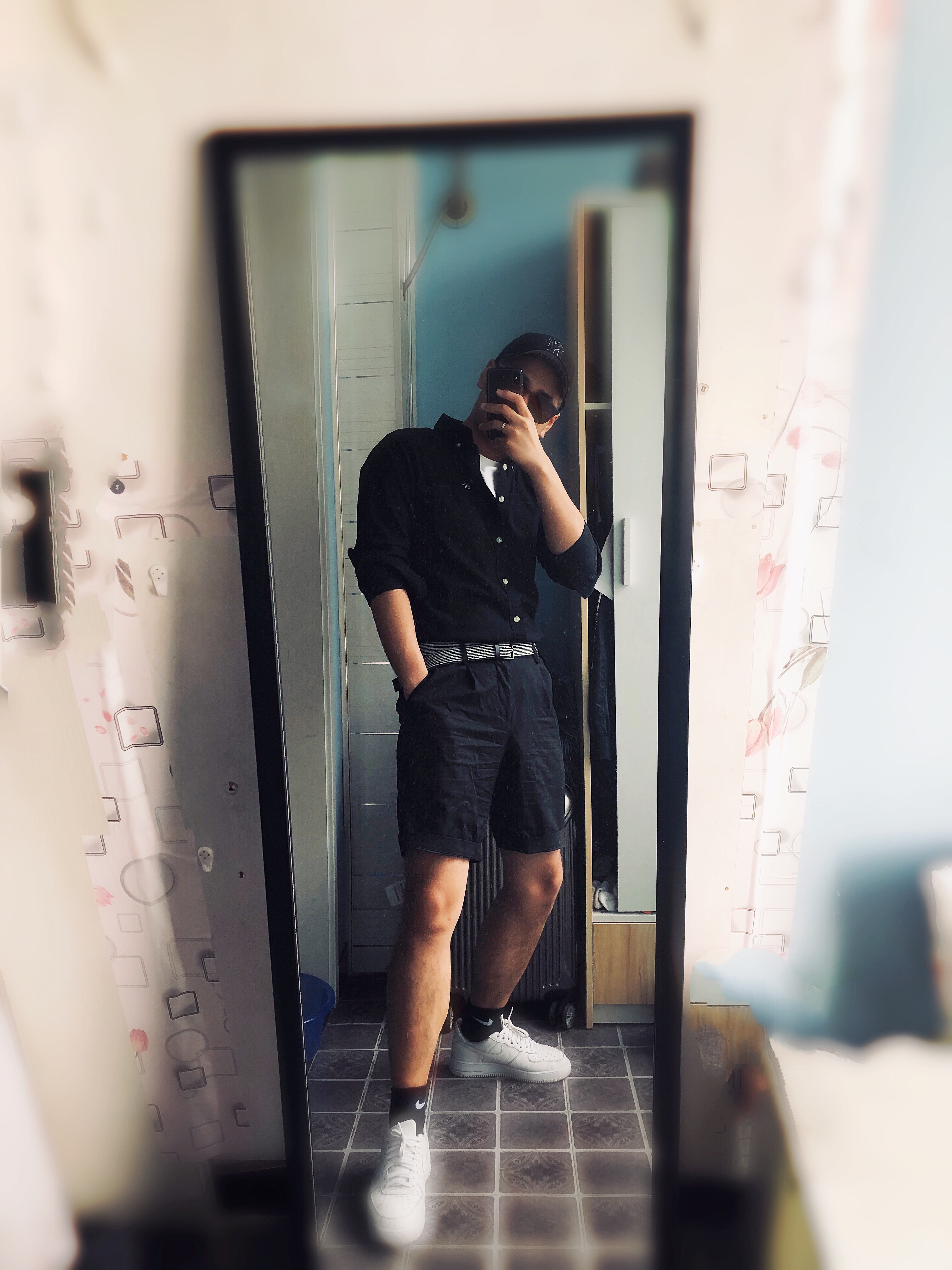 潮男穿搭蓝色牛仔短裤,潮男短裤穿搭