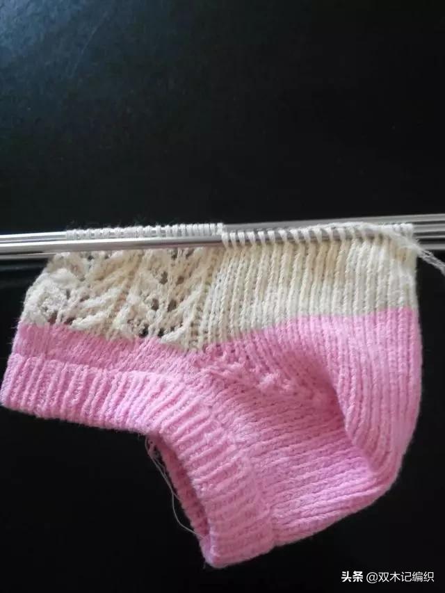 棒针编织漂亮的袜子,宝宝袜子棒针图解一片式