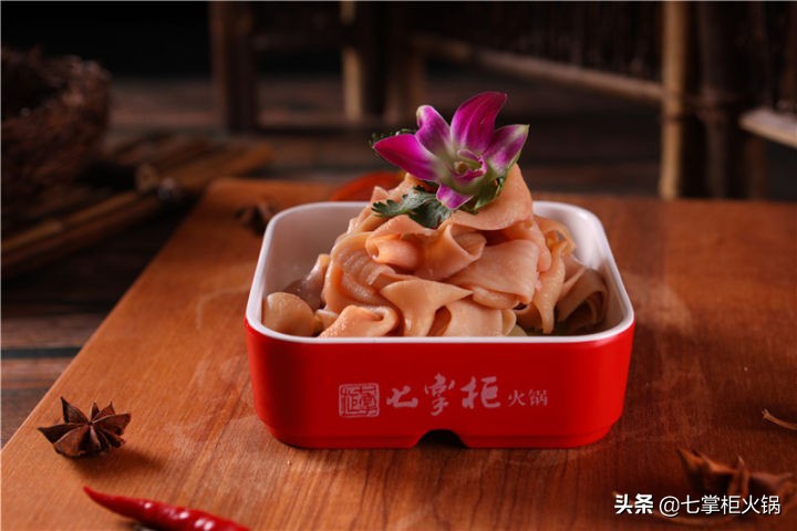 高端自助火锅店利润大概多少,开自助火锅店的全套流程