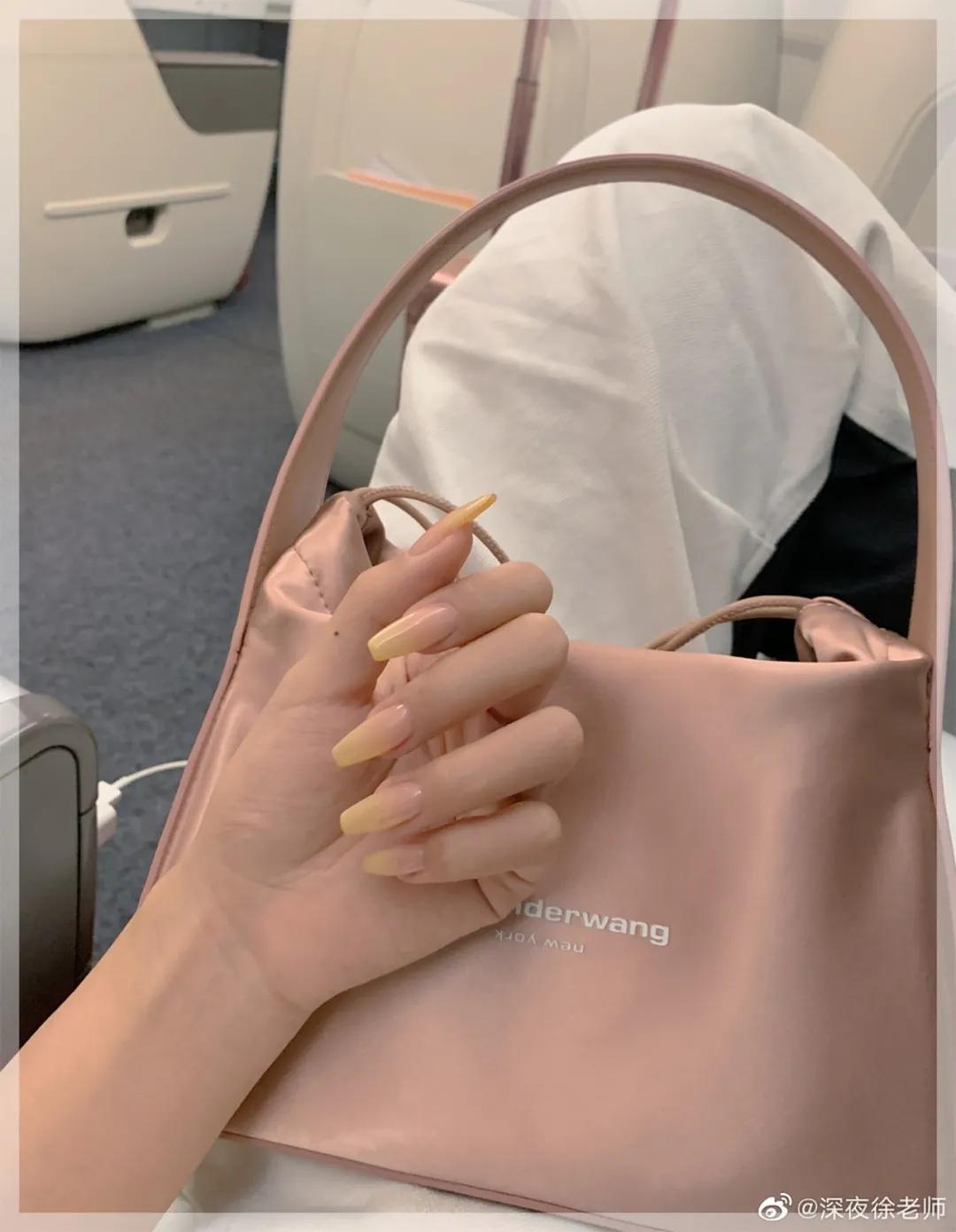 100元左右最好看的小众包,百元小众包却拥有千元质感