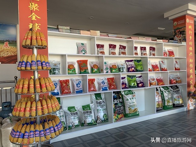 众志成城抗击疫情齐心协力保春耕,抗击疫情不误农时春耕备耕