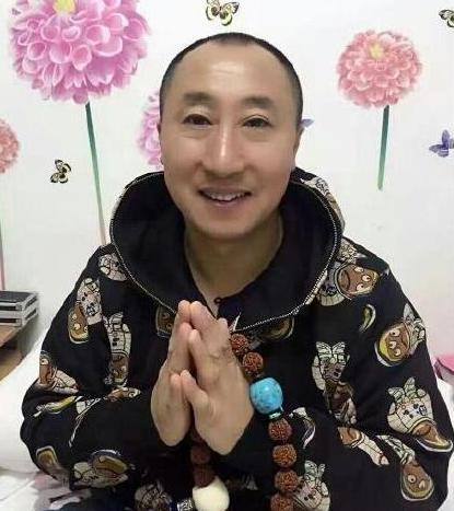 2004年赵本山徒弟被轰下台,赵本山徒弟卖东西被罚20万