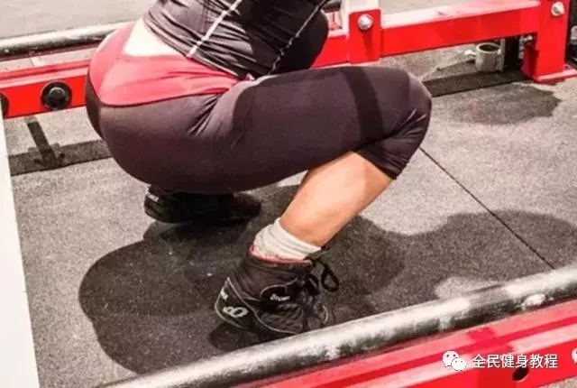 怎样做深蹲效果会更好,深蹲对男女有什么好处