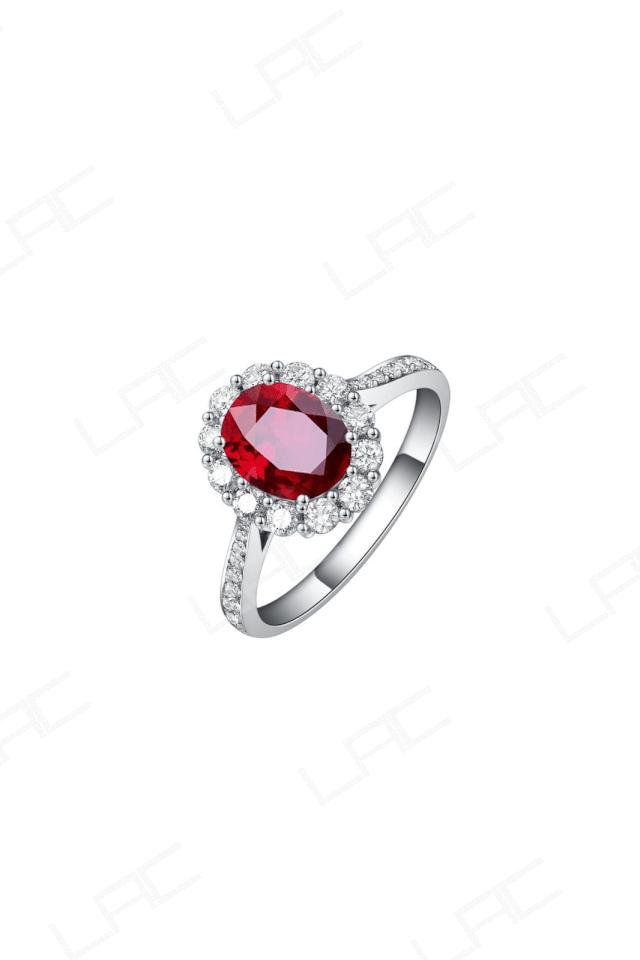 明媚七月天，绝美红宝惊艳盛夏光年