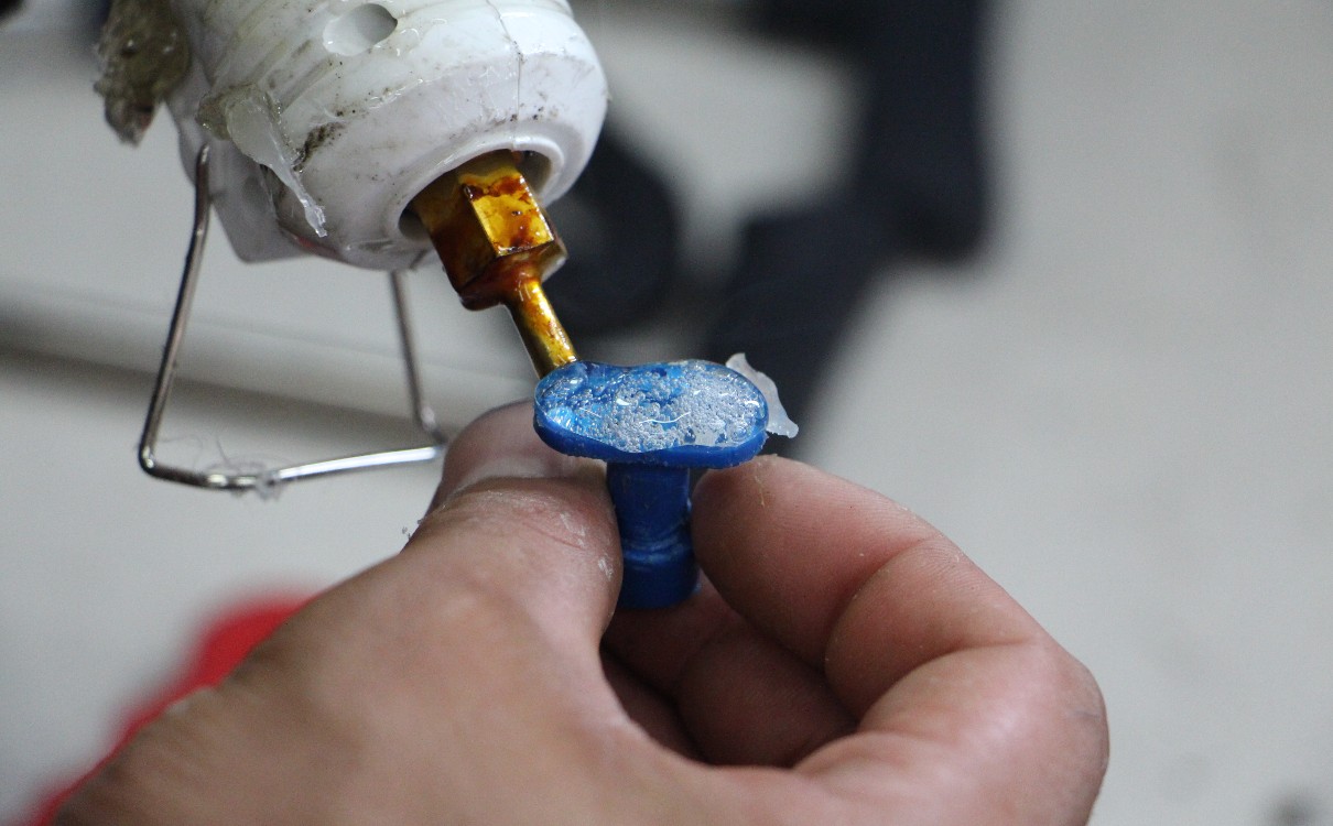 汽车钣金喷漆修复全部过程步骤,钣金喷漆修复有必要去4s店吗