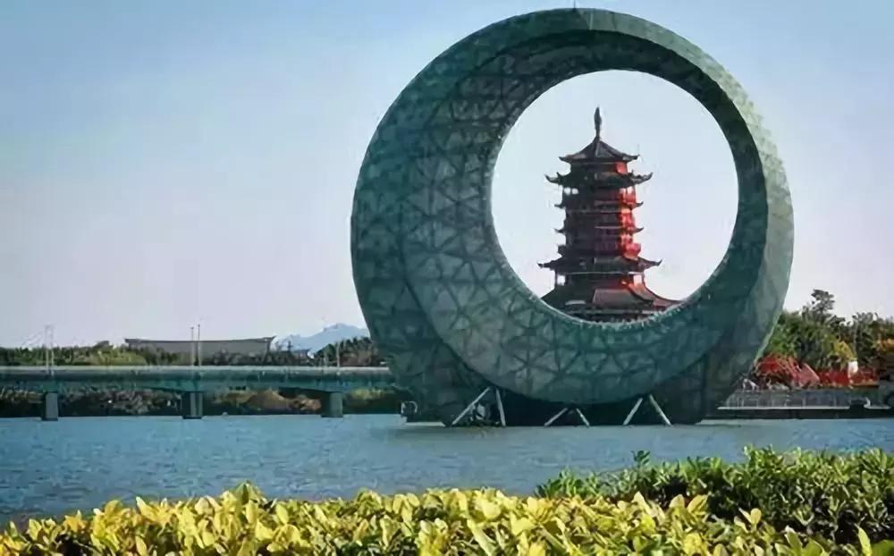 漳州和厦门全面对比,漳州和厦门经济比拼