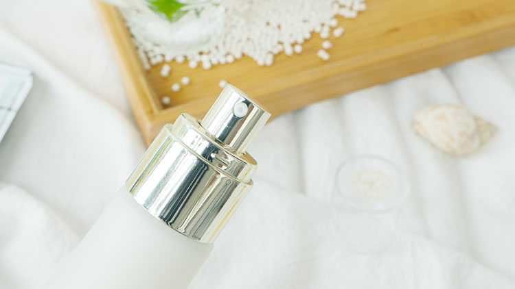 购买全球好物严选推荐,修护舒缓水种草