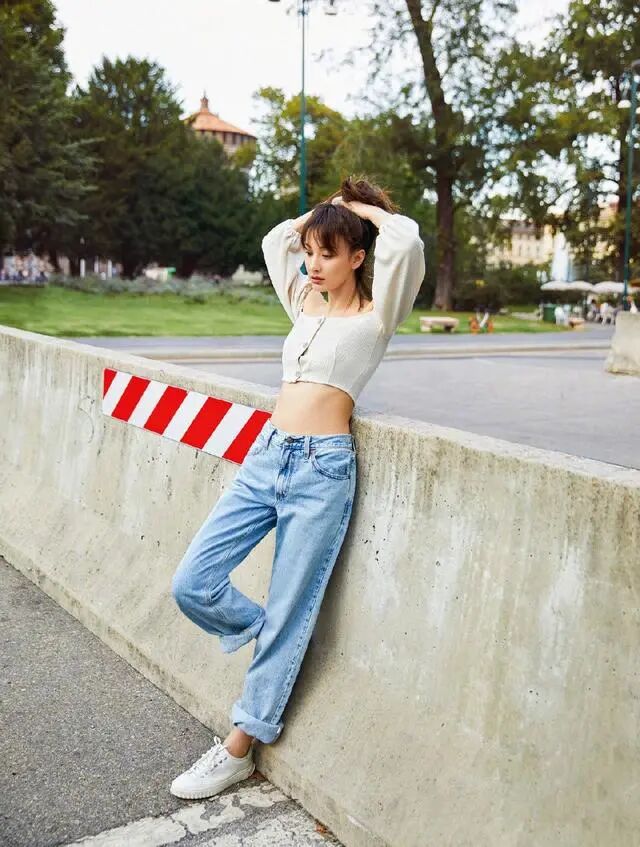 女人一定要记住怎样穿裤子好看,女人正确穿裤子