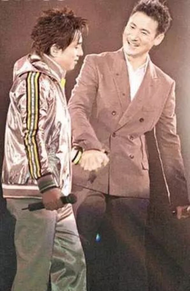 东方卫视谭咏麟吕方,谭咏麟和吕方同台