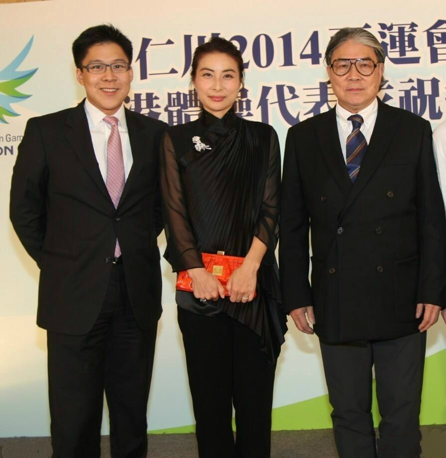 作为霍英东长子,他培养了霍启刚,却与“香港小姐”朱玲玲离婚