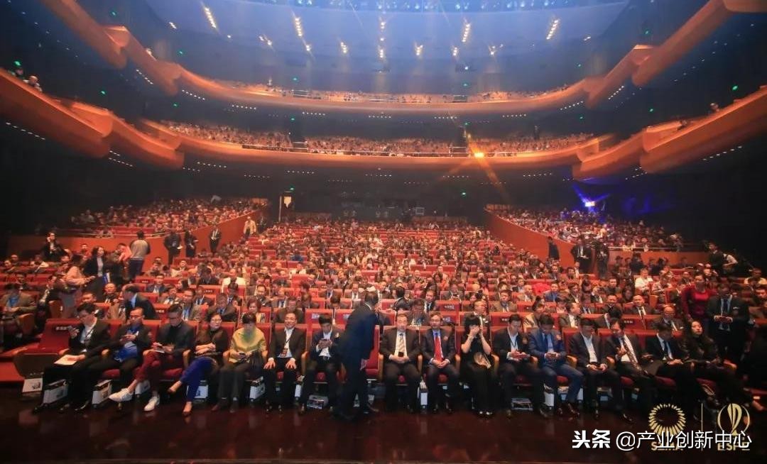 改革开放40周年中国企业蓬勃发展,力劲40周年