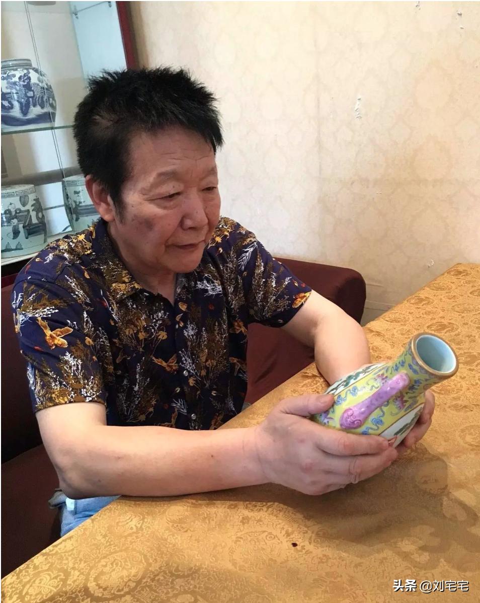 从“小学肄业”到“收藏大亨”,马未都的逆袭之路,何以非议不断