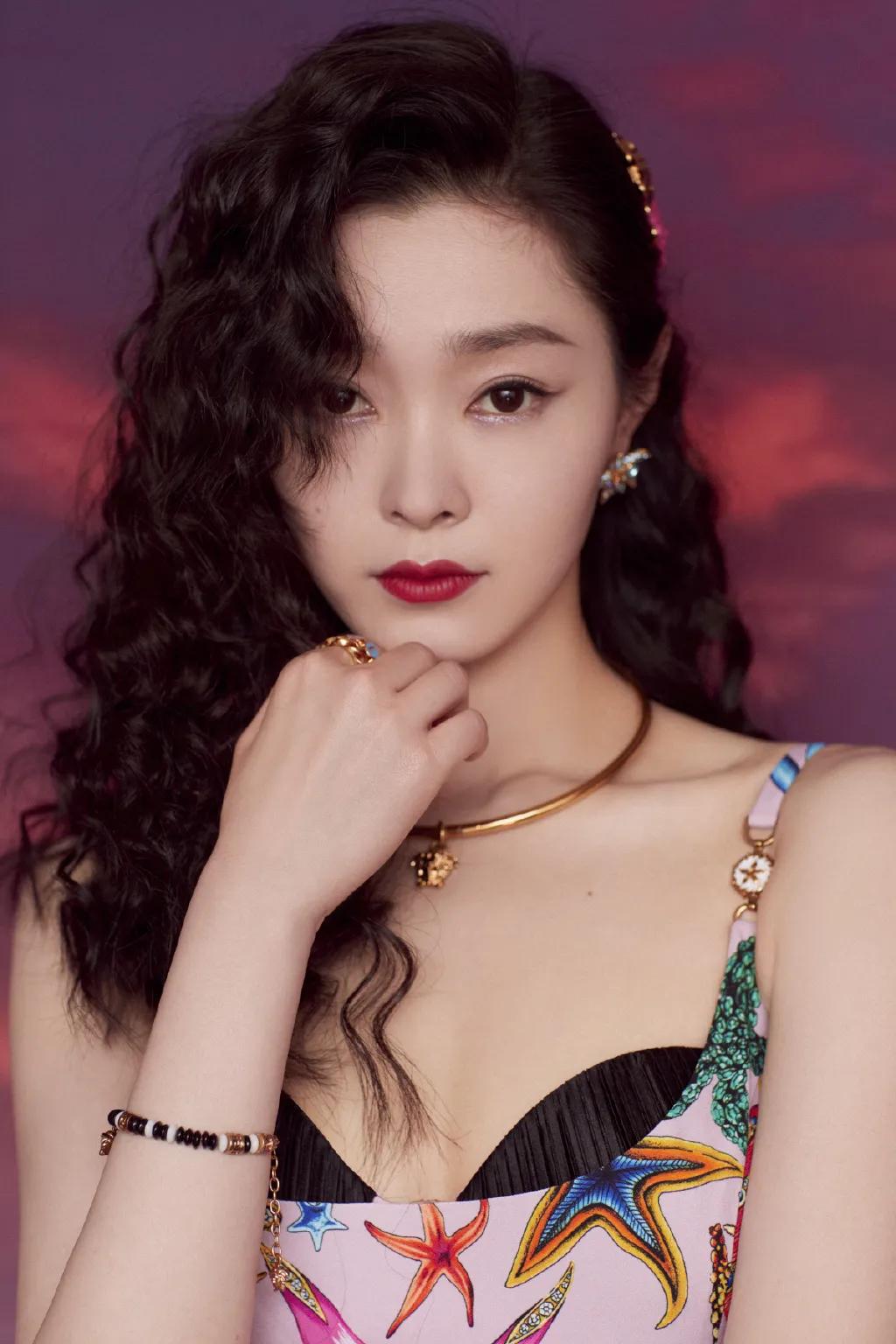 春日懒散头发怎么扎,低层次感中长发怎么打理