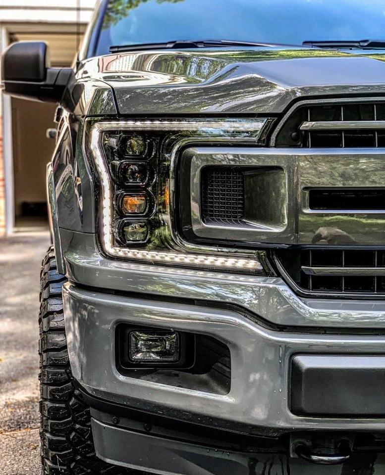 福特f1502021款街拍,雷神猛禽f150黑色