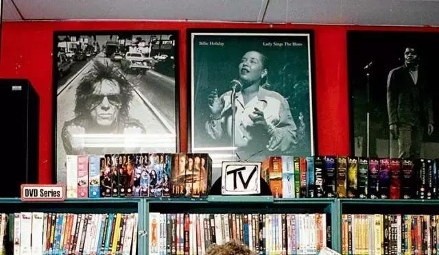 不温柔的你却为你做尽温柔的事,只是为你做尽了温柔之事