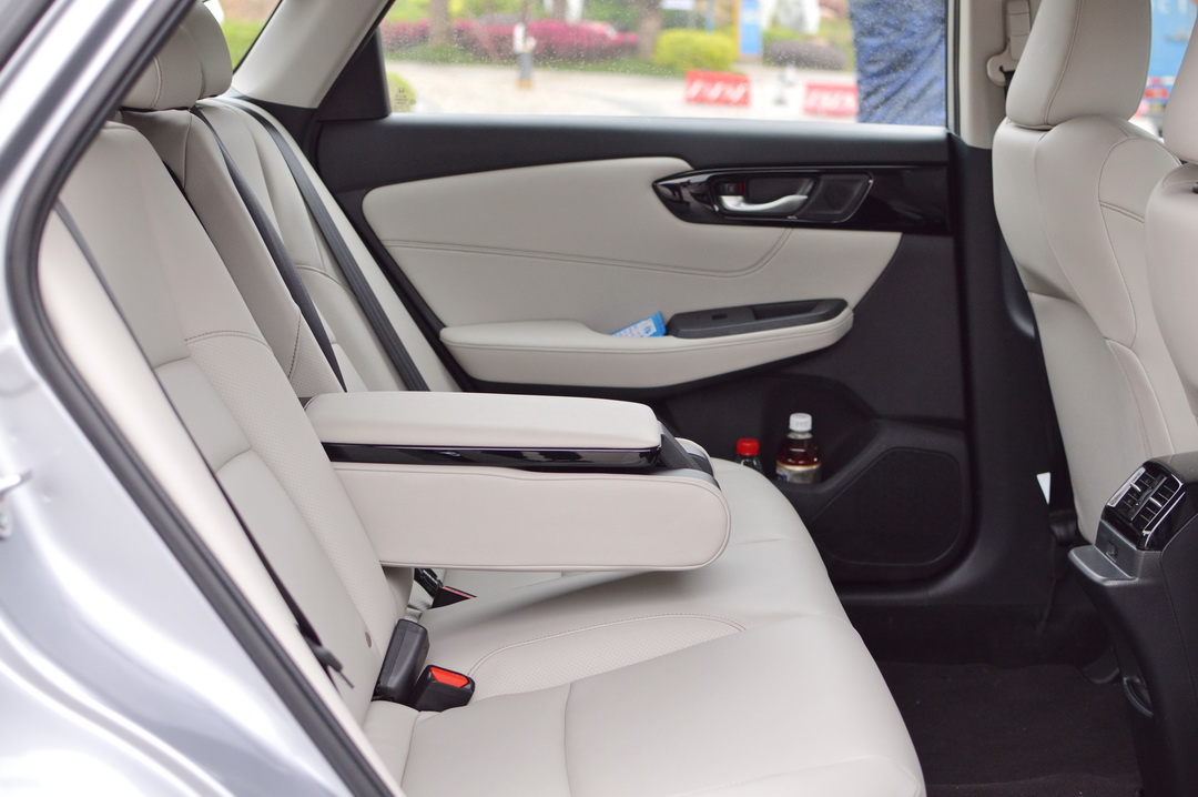 10万左右省心的家用车,10-15万车推荐三厢