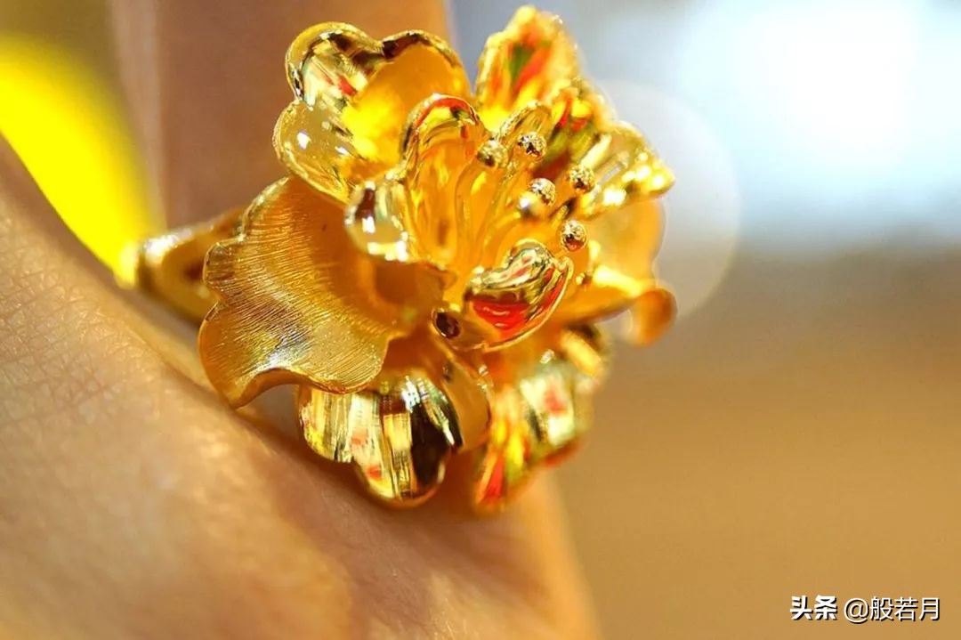 央视曝光的黄金,中国黄金曝光还能买吗