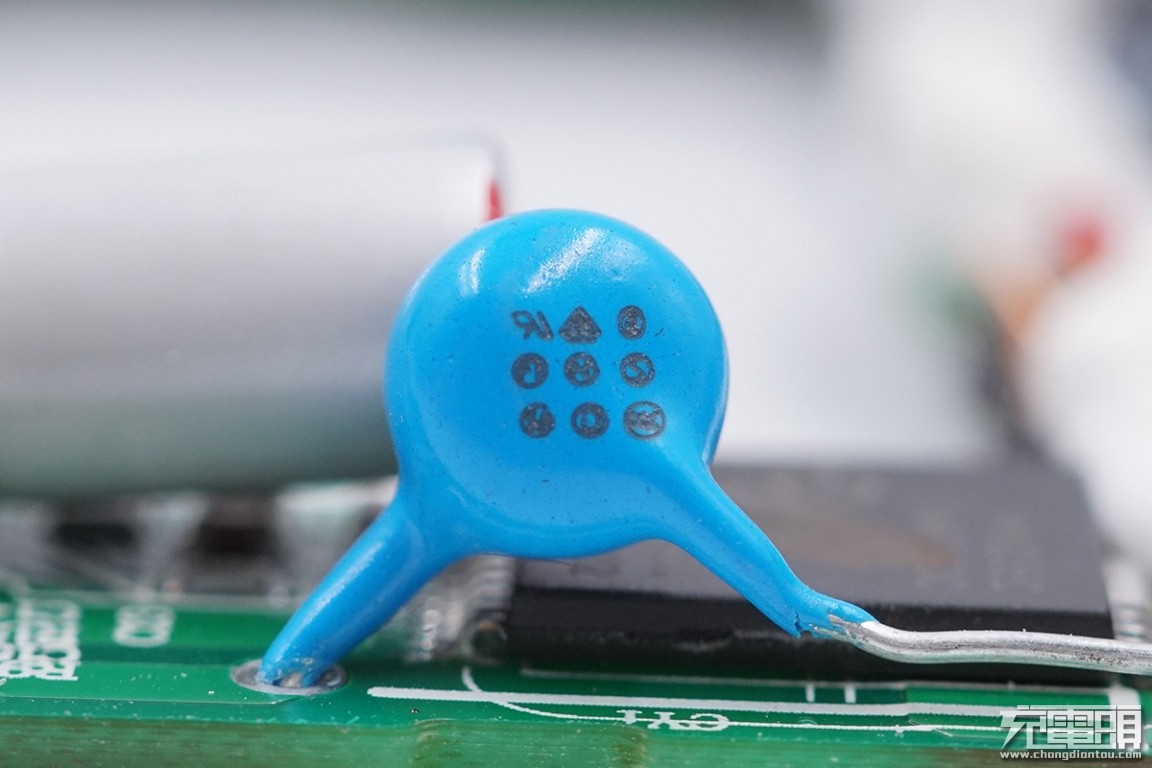 安克氮化镓充电器支持快充,安克氮化镓充电头全家桶