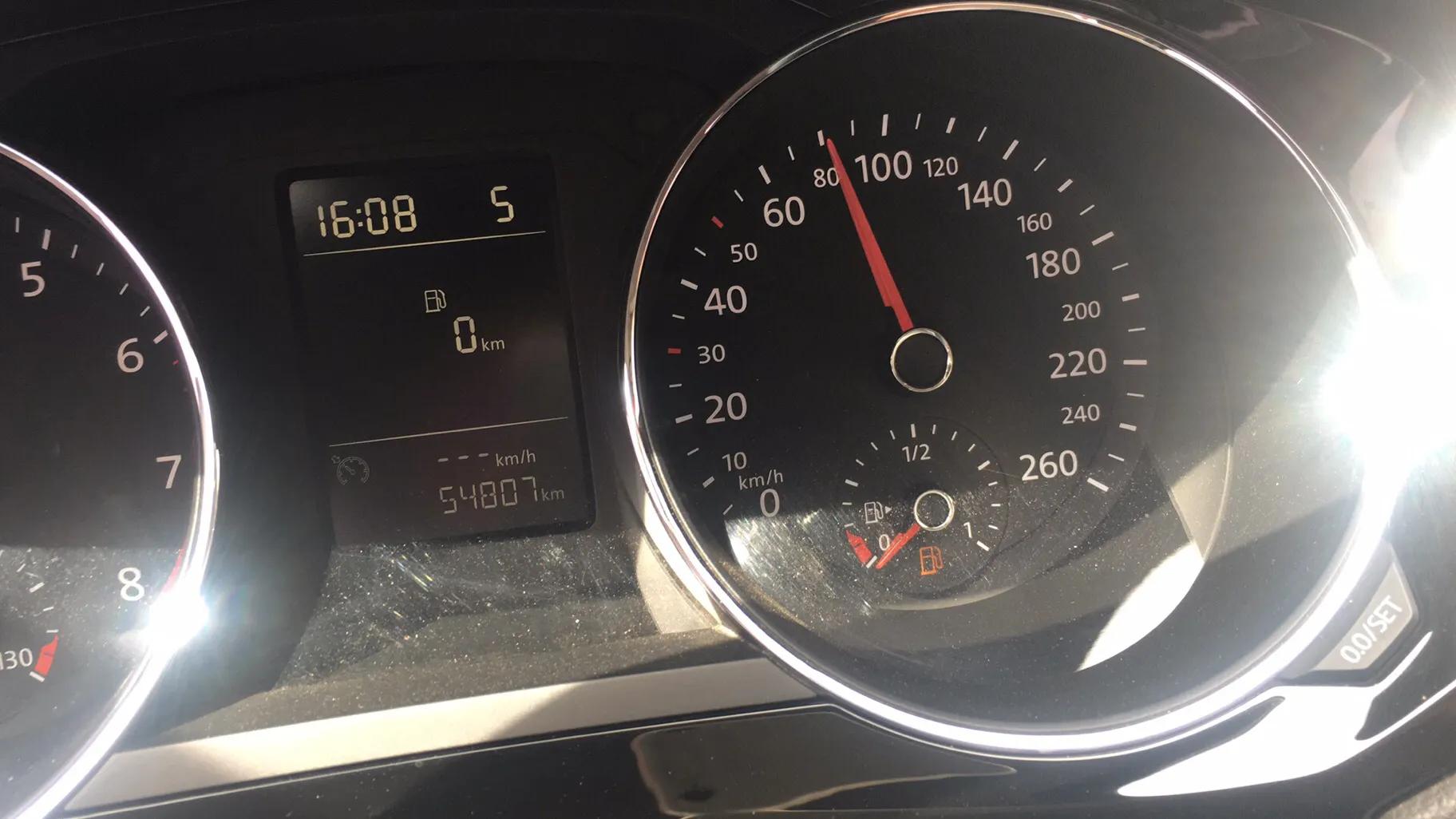 大众速腾油表不准的处理方法,速腾显示油表剩余公里数不准