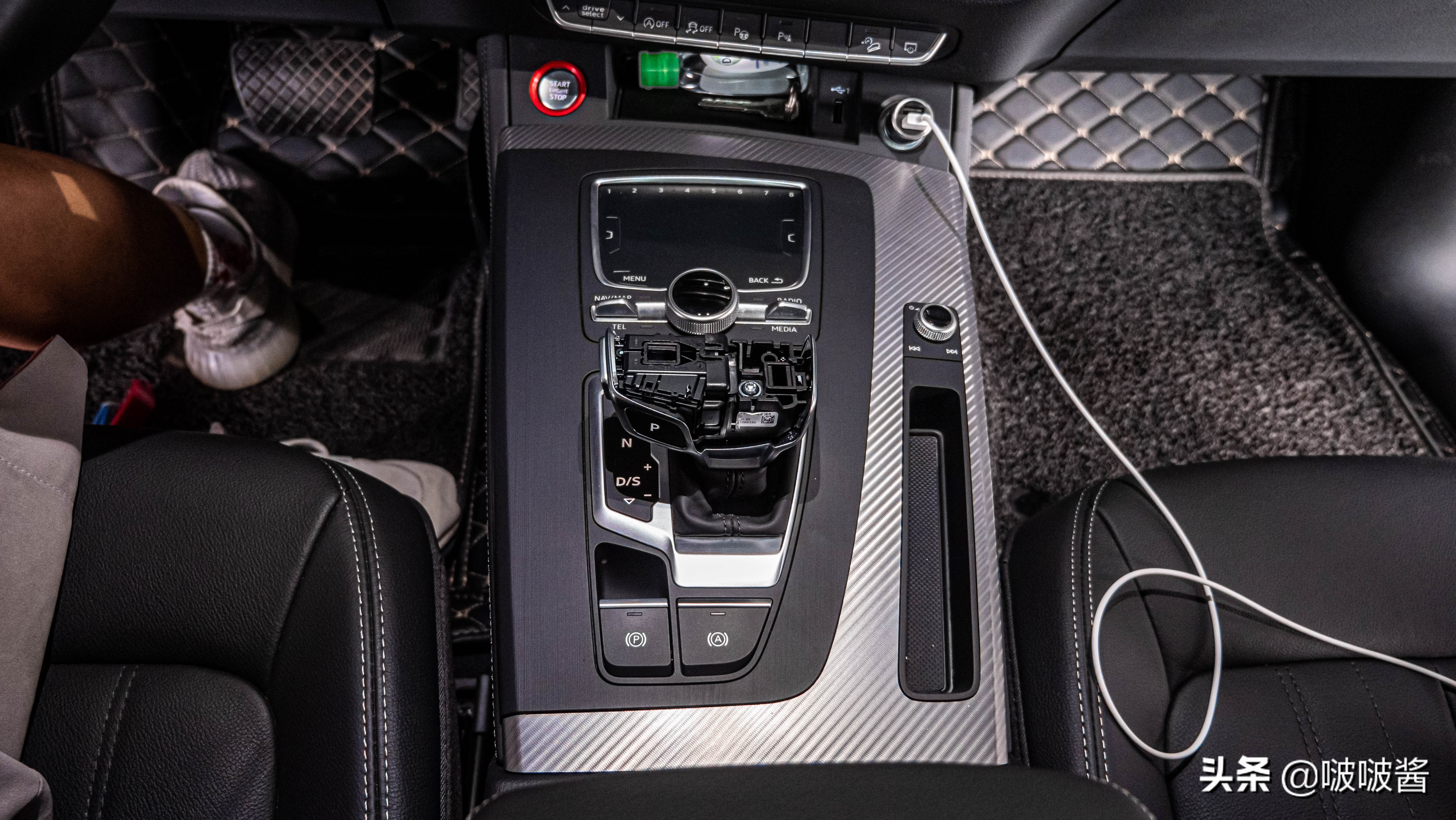 奥迪q5l换中控屏,奥迪q5l升级中控大屏多少钱