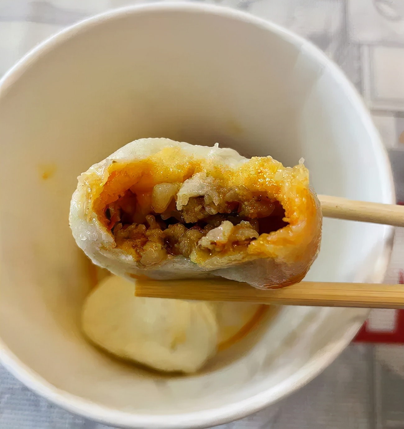 “炒”到50元的包子?比狗不理还不值