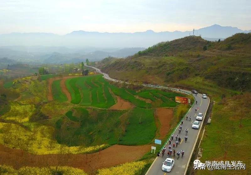 我叫成县，这是我2019年的自拍照