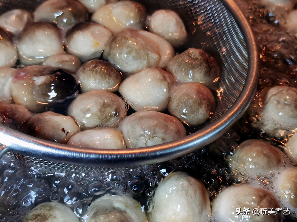 买回来的草菇怎样处理,买的草菇