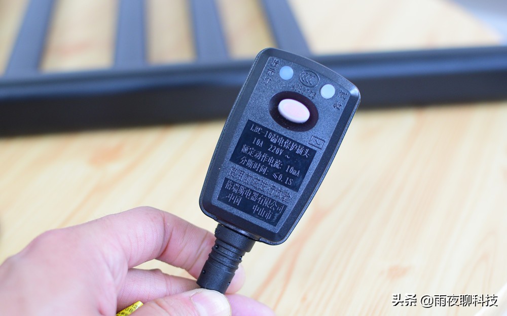 夏天毛巾有馊味,夏天毛巾有霉点怎么办