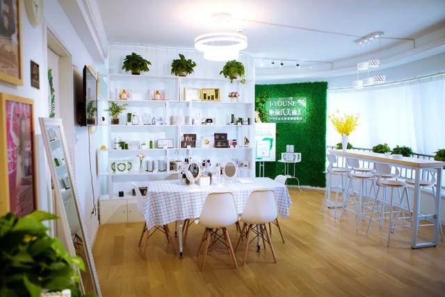 开一家一年赚100万的美容院,如何开一家千万业绩的美容院