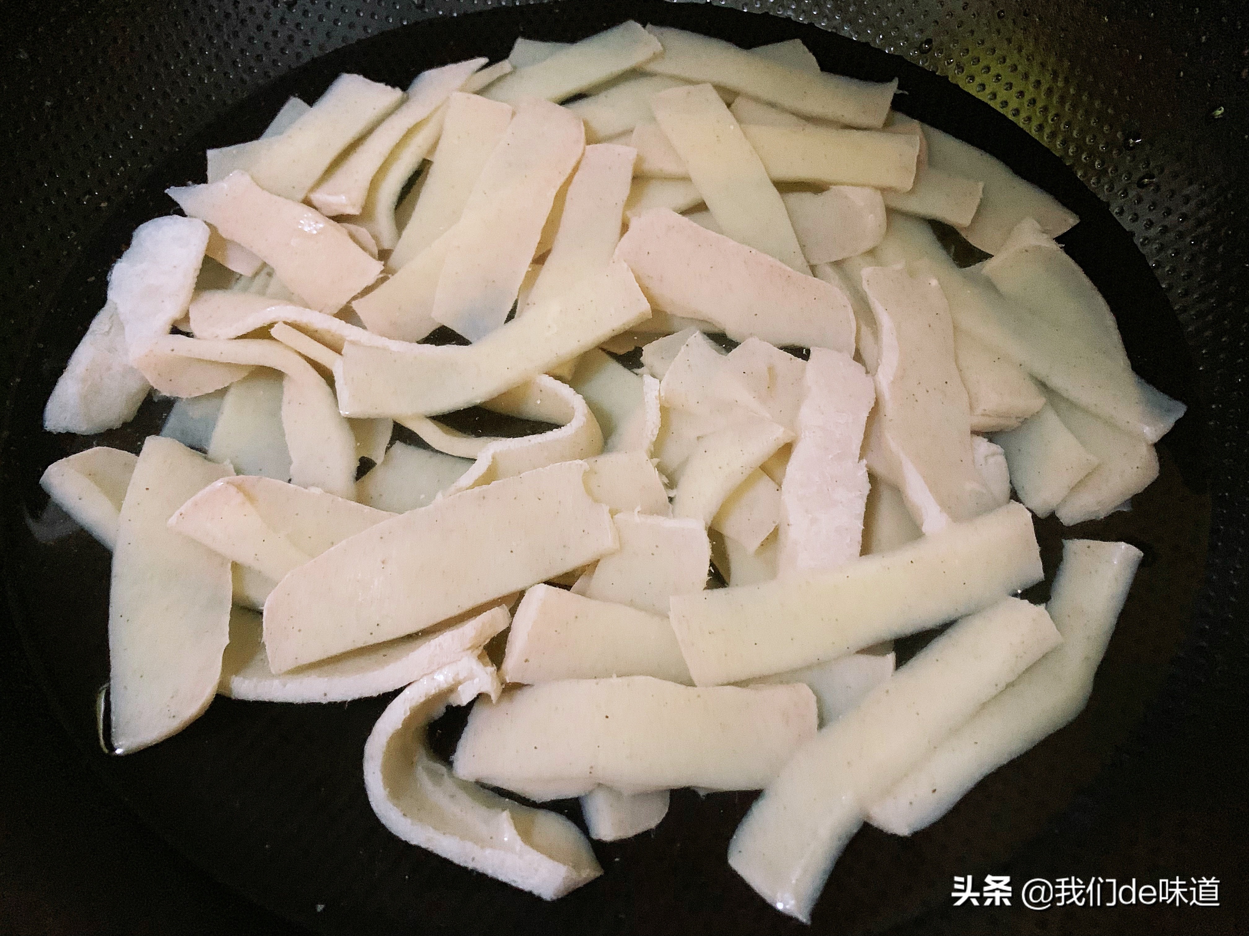 魔芋这样吃，不但不舌头麻，而且好吃又下饭，比涮着吃好吃太多了