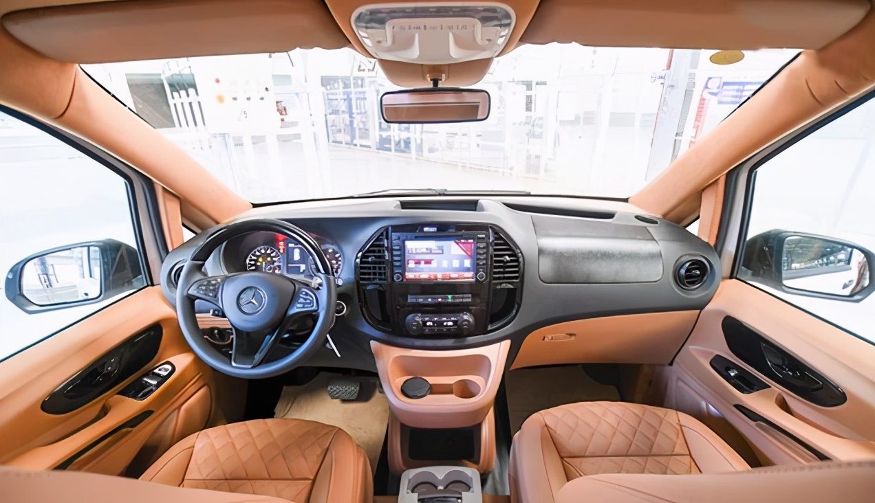 汽车真皮座椅保养用什么油,汽车内饰保养的正确方法