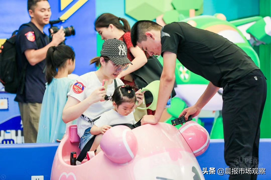 大咖IP超级飞侠打造趣味主题乐园环球总动员亲子展亮相上海朵云轩艺术中心