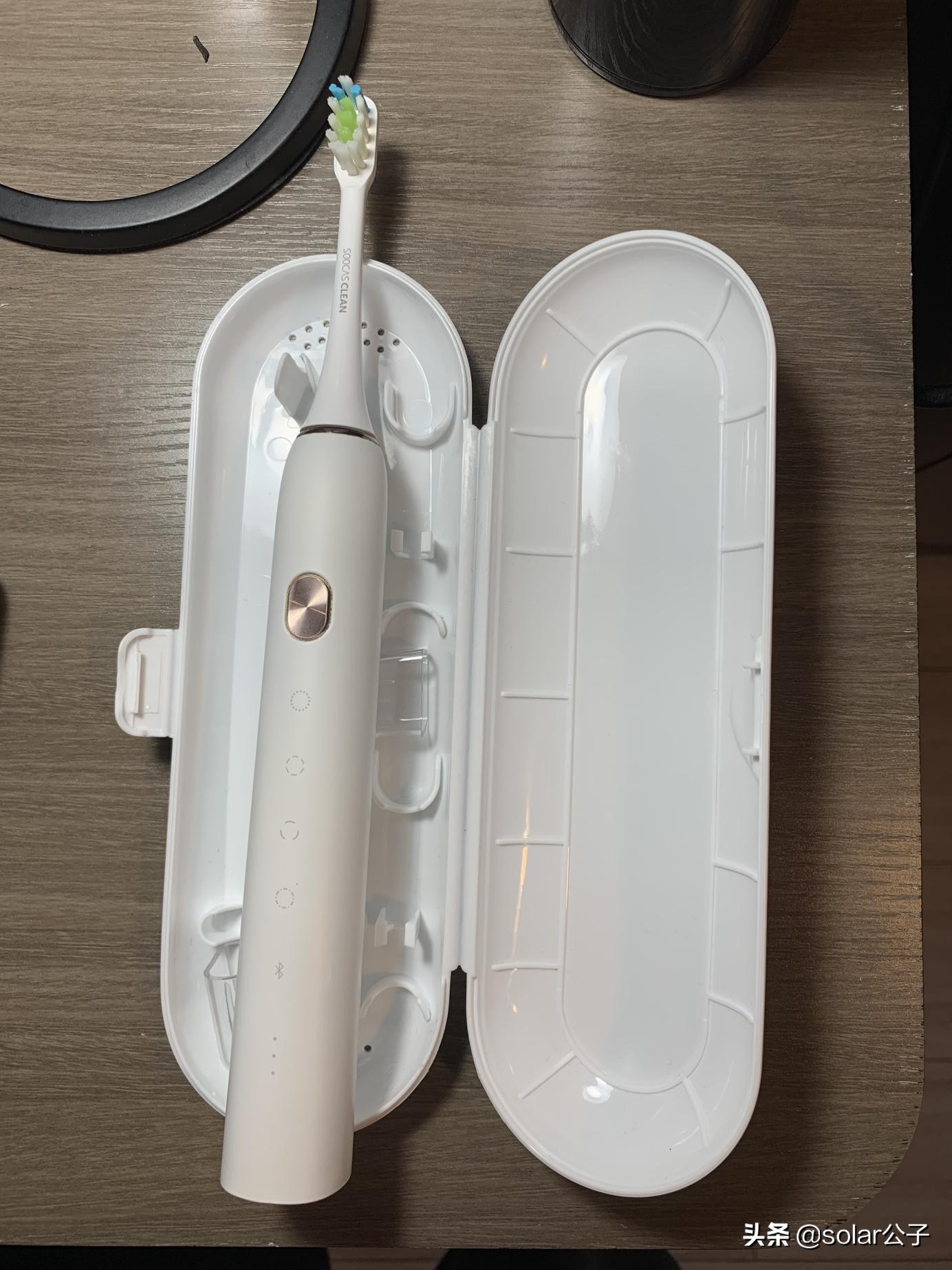 常年出差的人箱子里都有什么——90后大叔“翻箱”