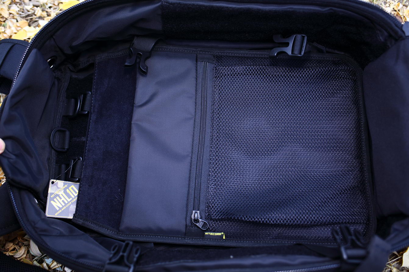 包行天下NITECOREBP25大容量双肩包