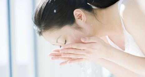 皮肤保湿的方法和技巧,皮肤保湿小秘诀