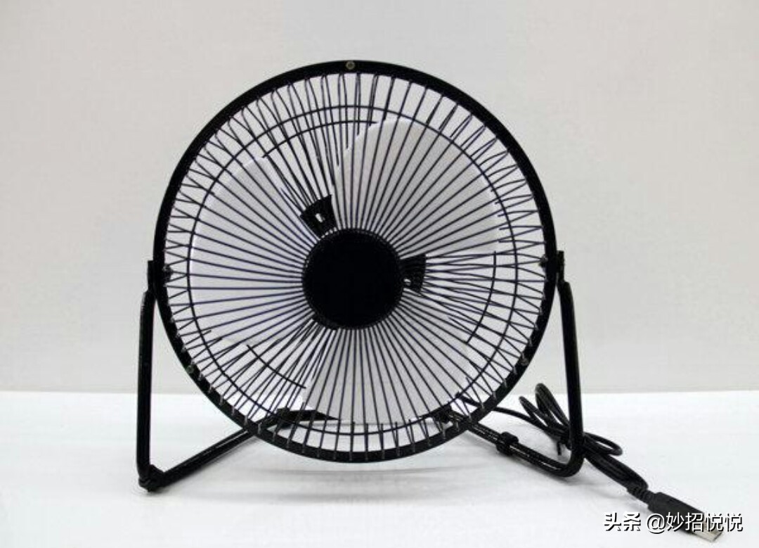 路由器usb接口怎么使用教程图解,路由器的usb接口可以插电使用